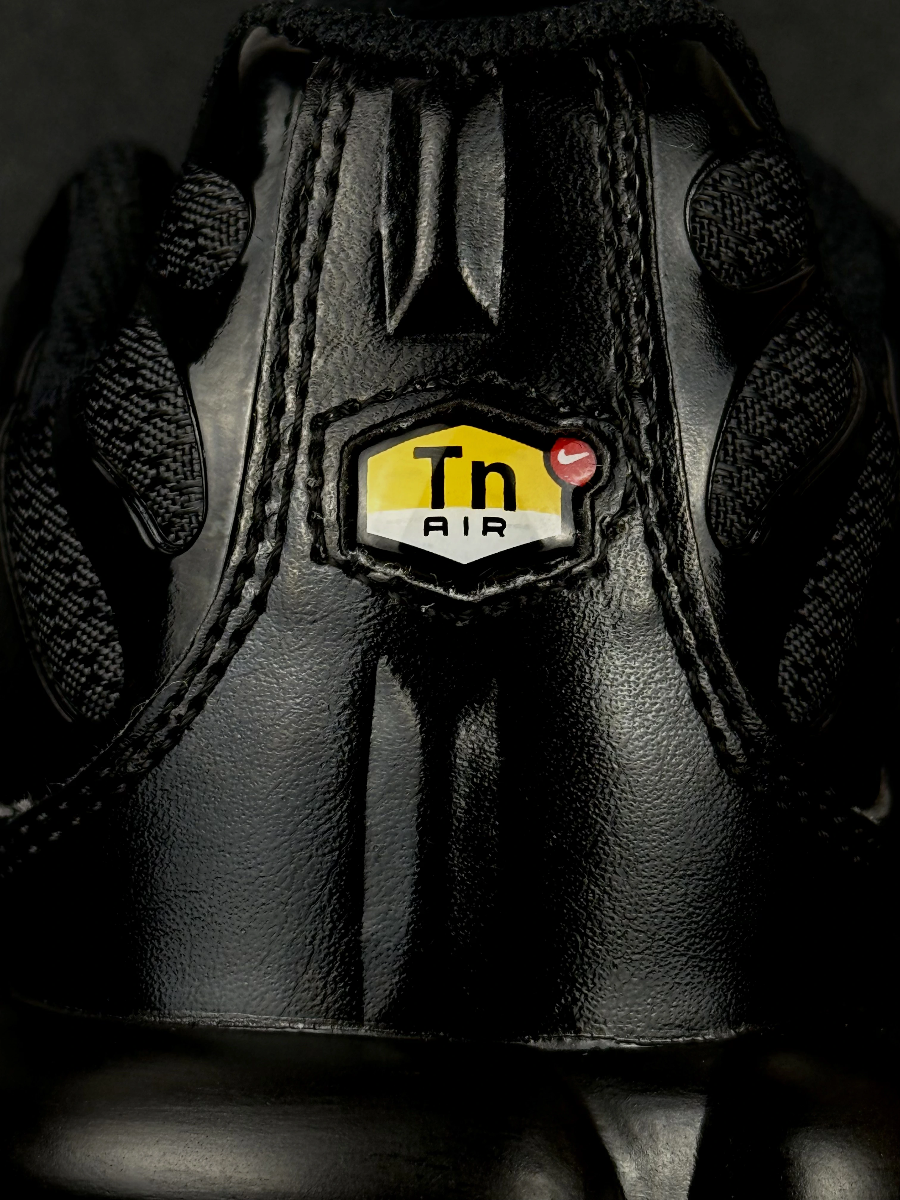 new TN FULL BLACK