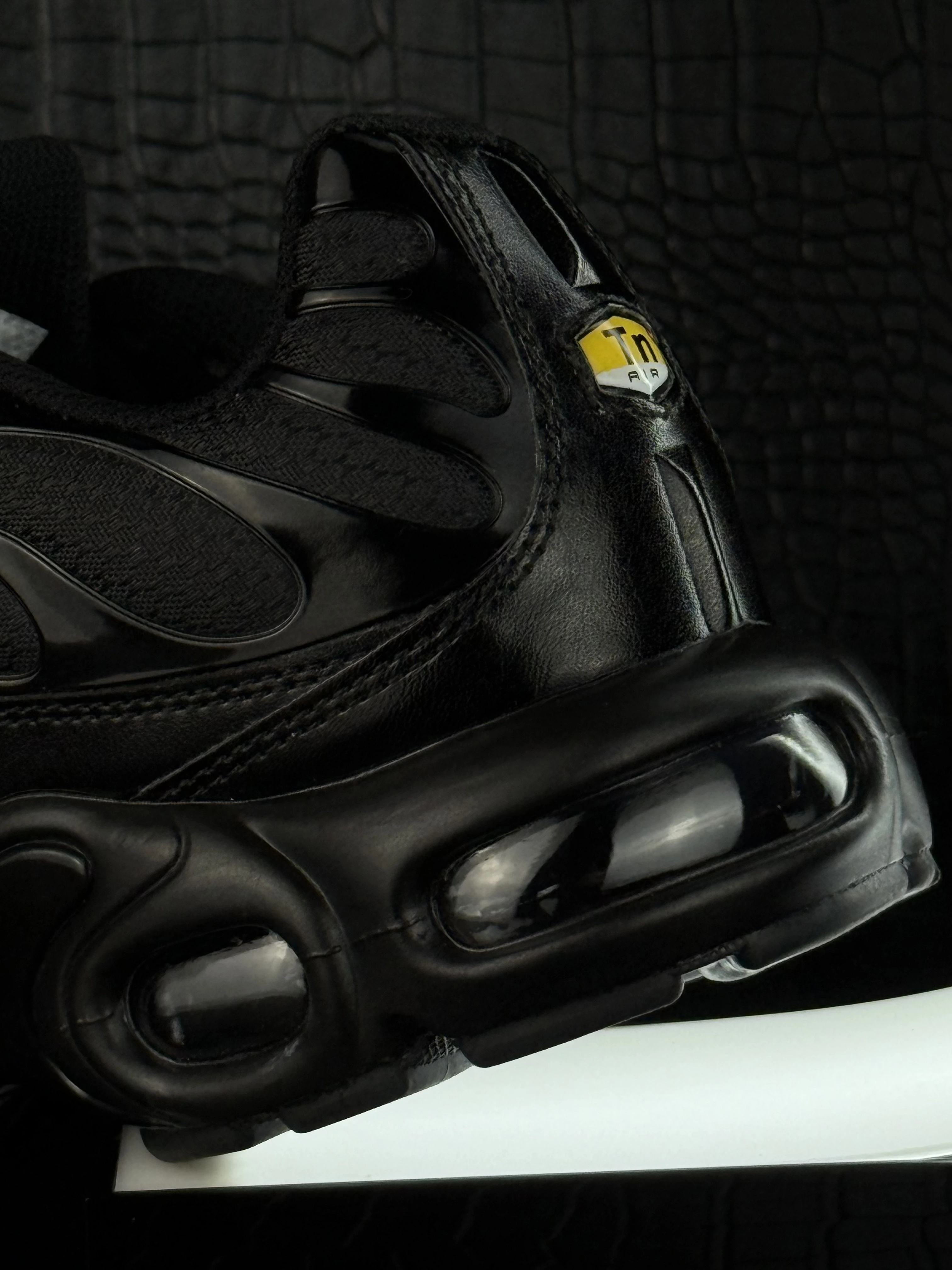  AIR (TN FULL BLACK 2026 (super good 